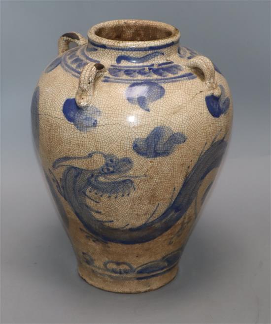 A Chinese blue and white jar height 31cm